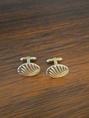 Gold Swirl Oval Cufflinks - Classic Men's Accessory 12KT gold filled